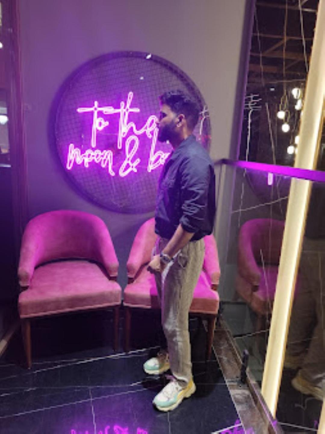 Casa Divine,Bareilly Hotell Exteriör bild